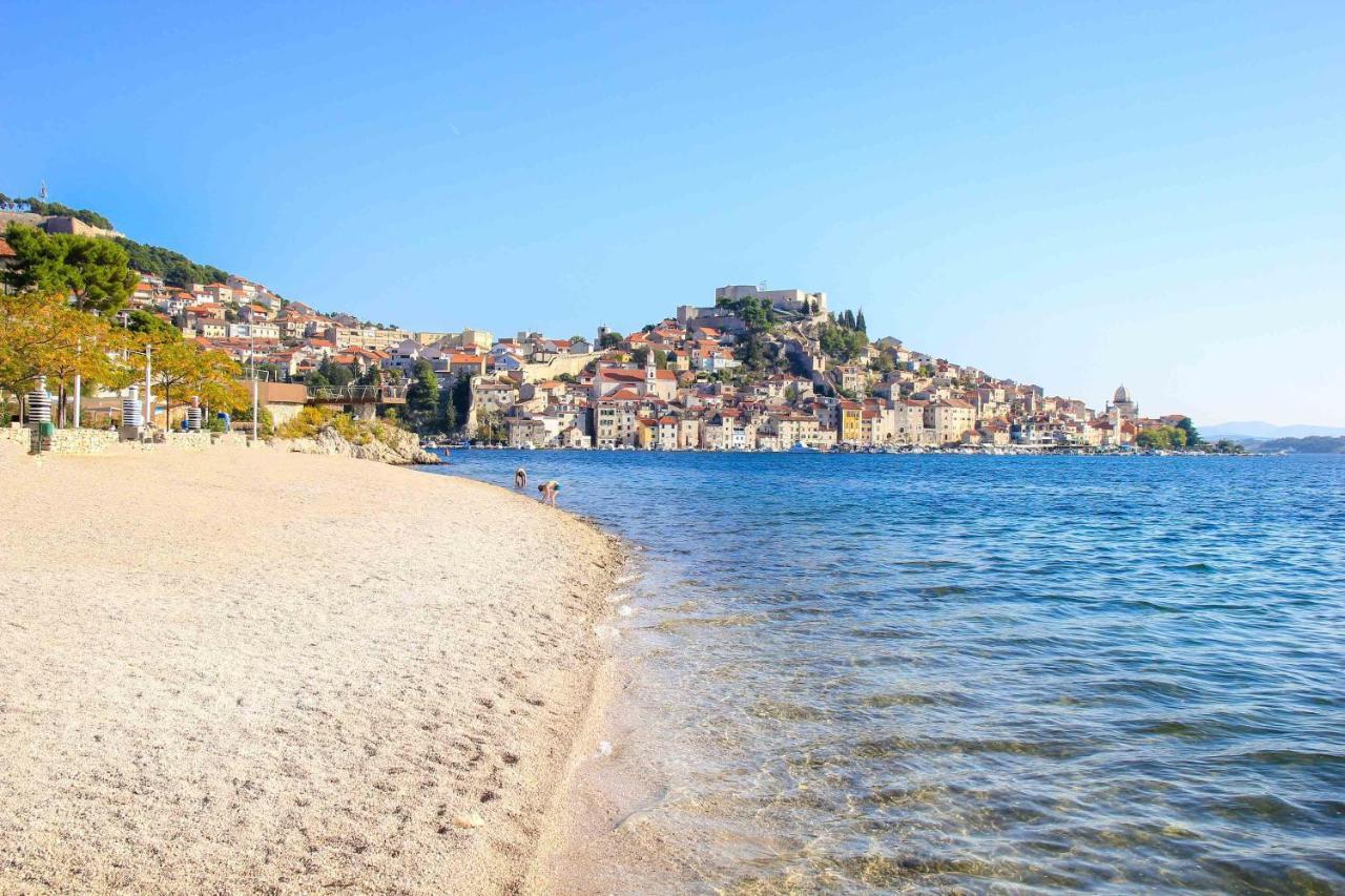 V Apartment Sibenik Ngoại thất bức ảnh